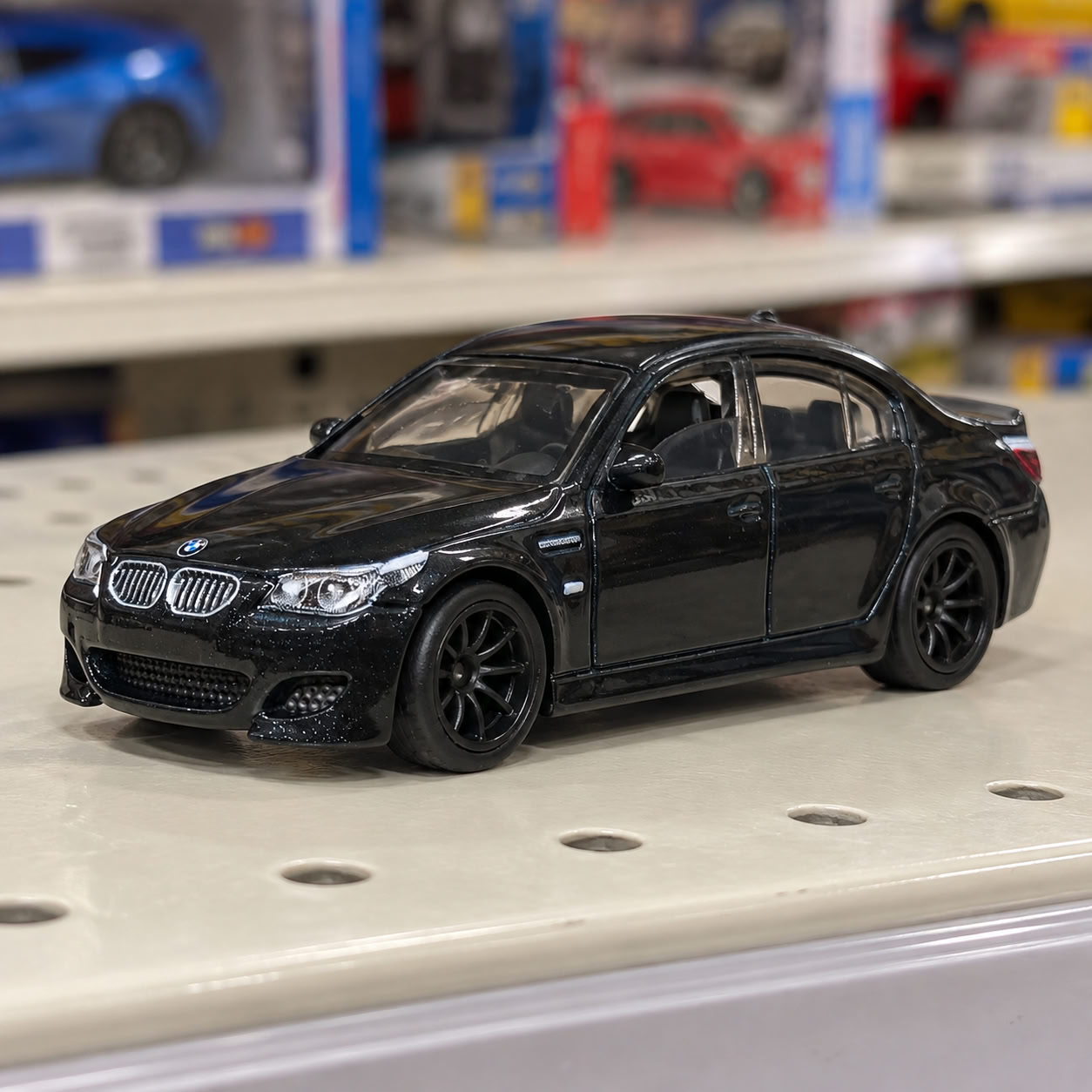7 CM DE CARRO E UM ADULTO INTEIRO APAIXONADO. 😂🏎‍🟀