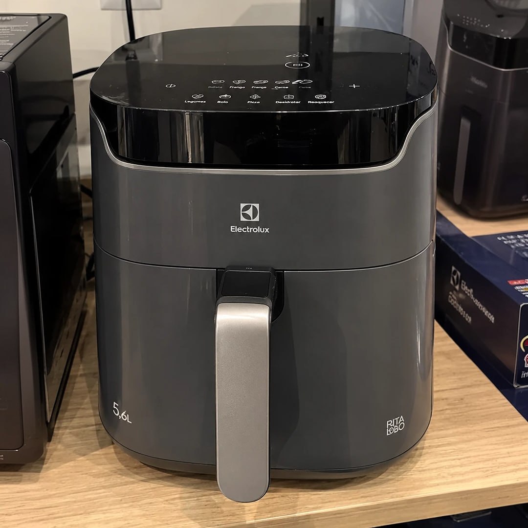 Air fryer Fritadeira Rita Lobo 5,6L 1400W Electrolux EAF45 127V