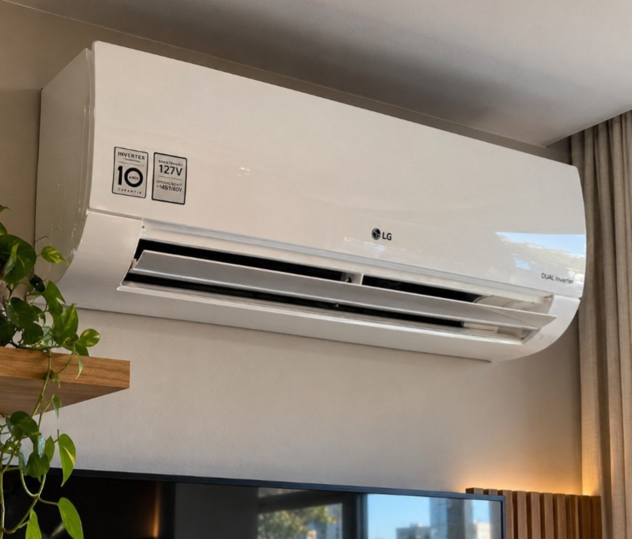 Ar condicionado Split Hi wall LG Dual Inverter Compact +IA 12.000 BTUS Frio