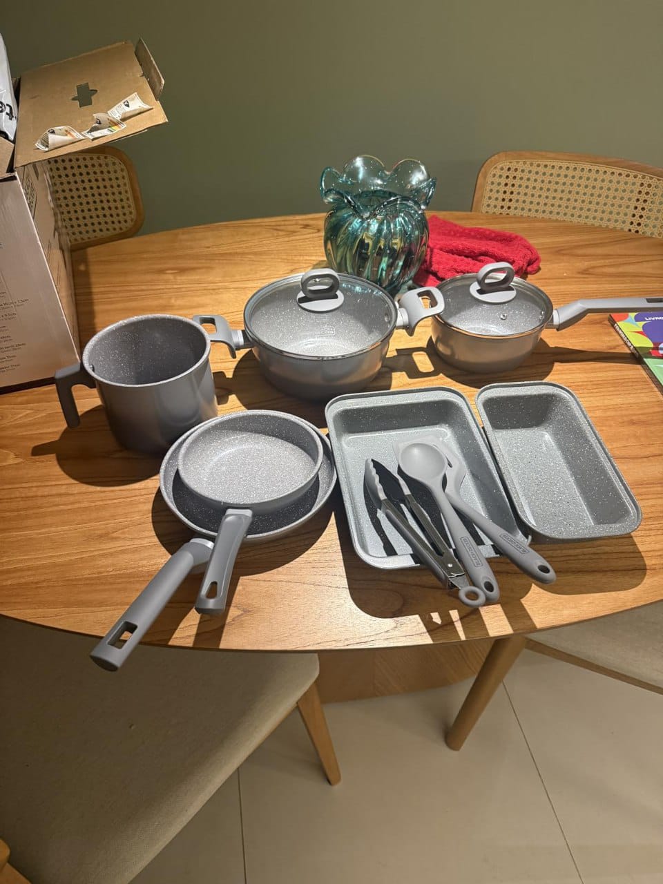 BLACK+DECKER JOGO DE PANELAS 9 PEÇAS CERAMIC LINE - CORPO COM REVESTIMENTO CERÂMICO ANTIADER...