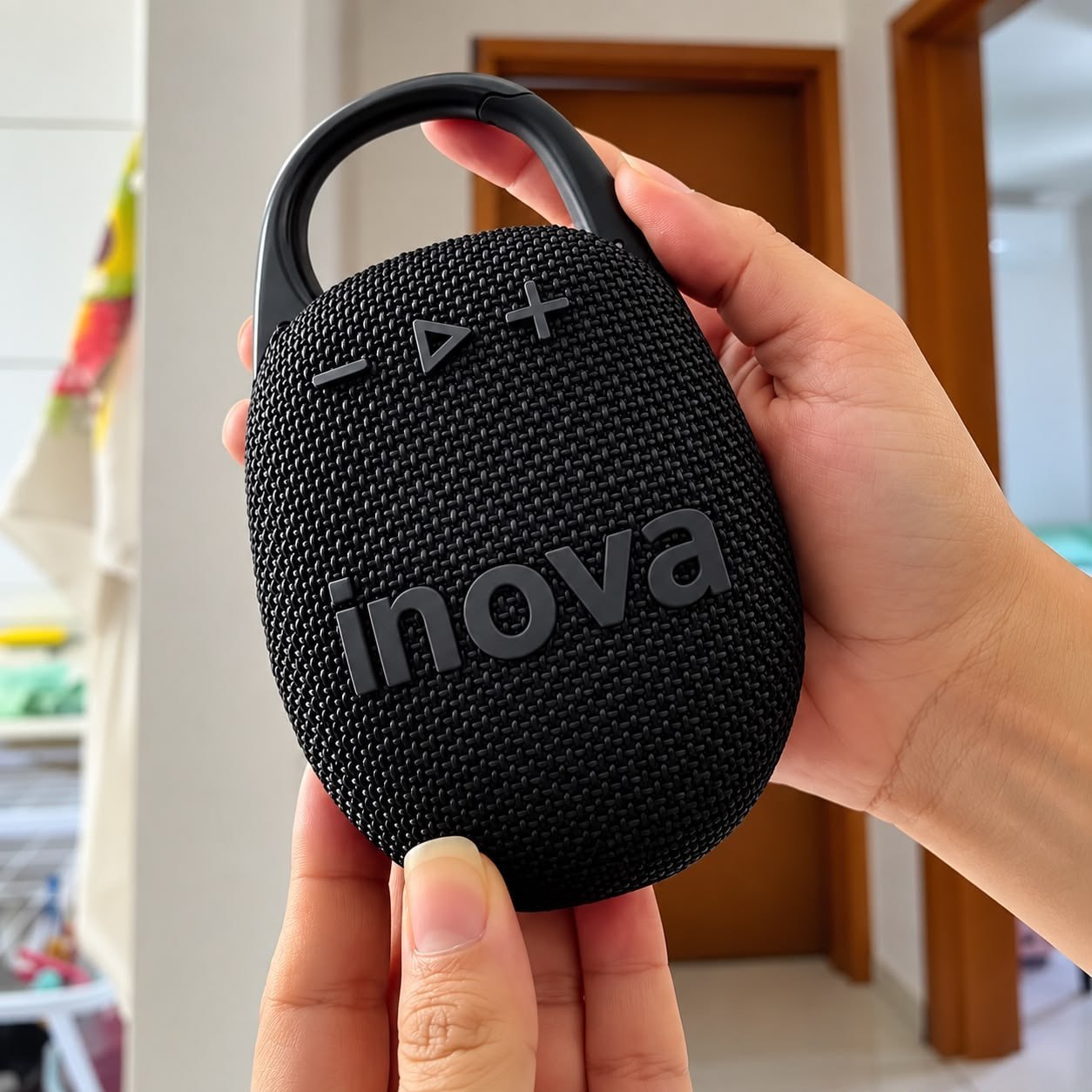 Caixa De Som Bluetooth 5.4 Portátil Potente Ip67 Com Gancho