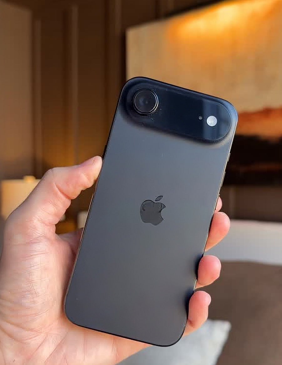 Celular Apple iPhone 17 Air 256GB 5G iOS Tela 6,6" polegadas 48MP Chip A19 Pro com Design Ul...