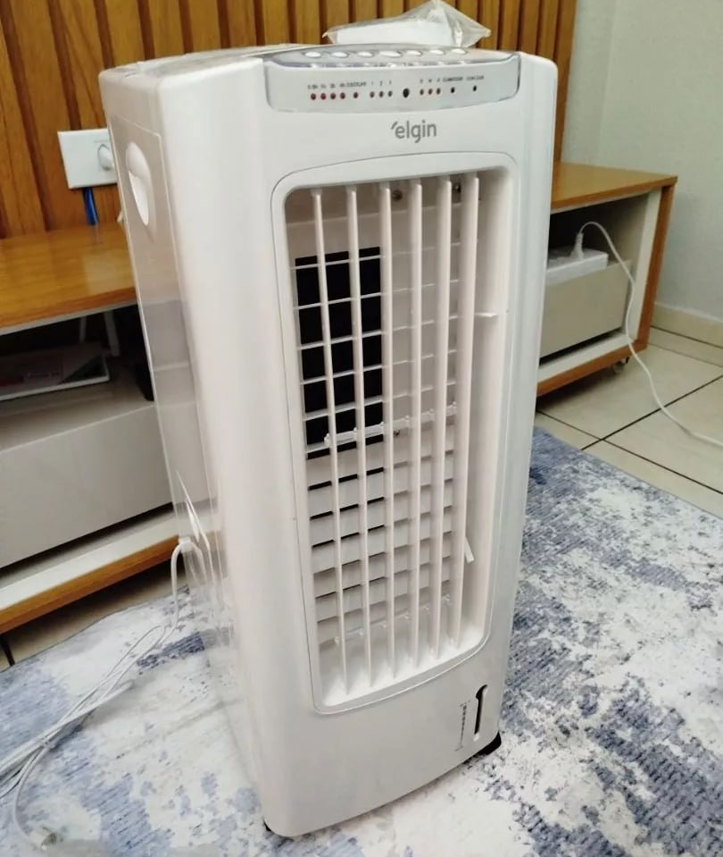 Climatizador de Ar Portátil Silencioso Elgin FCE-75BR 7,5L 60W 127V com Controle Remoto
