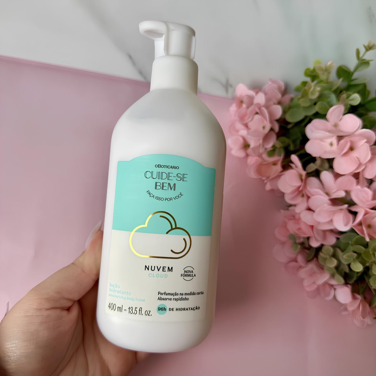 Creme hidratação para corpo Boticário Cuide-se Bem Nuvem 400mL