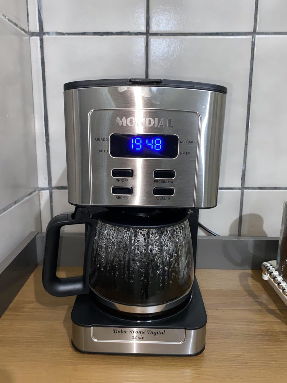Desperte seu lado barista com um café que faz até o seu despertador ficar com inveja! ☕