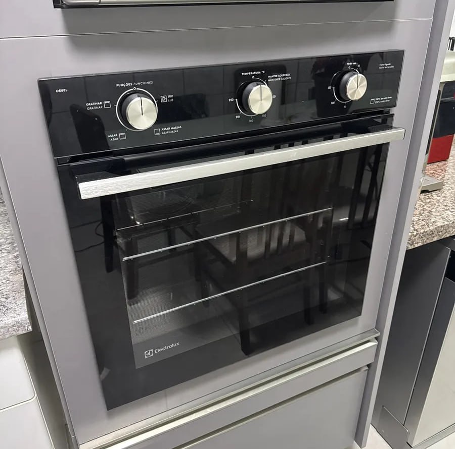 Forno de Embutir Elétrico Electrolux 80L OE8EL