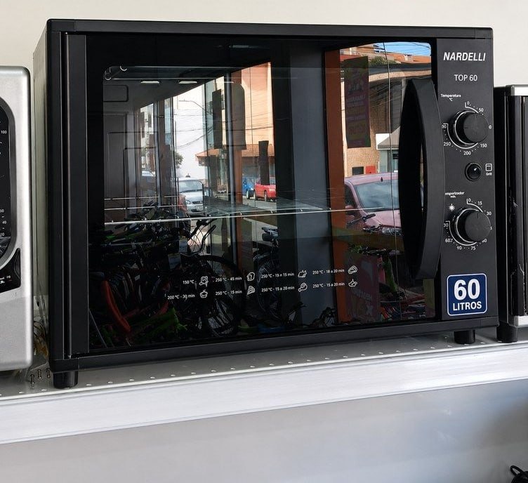 Forno Elétrico de Bancada, 60 Litros Nardelli top60 preto