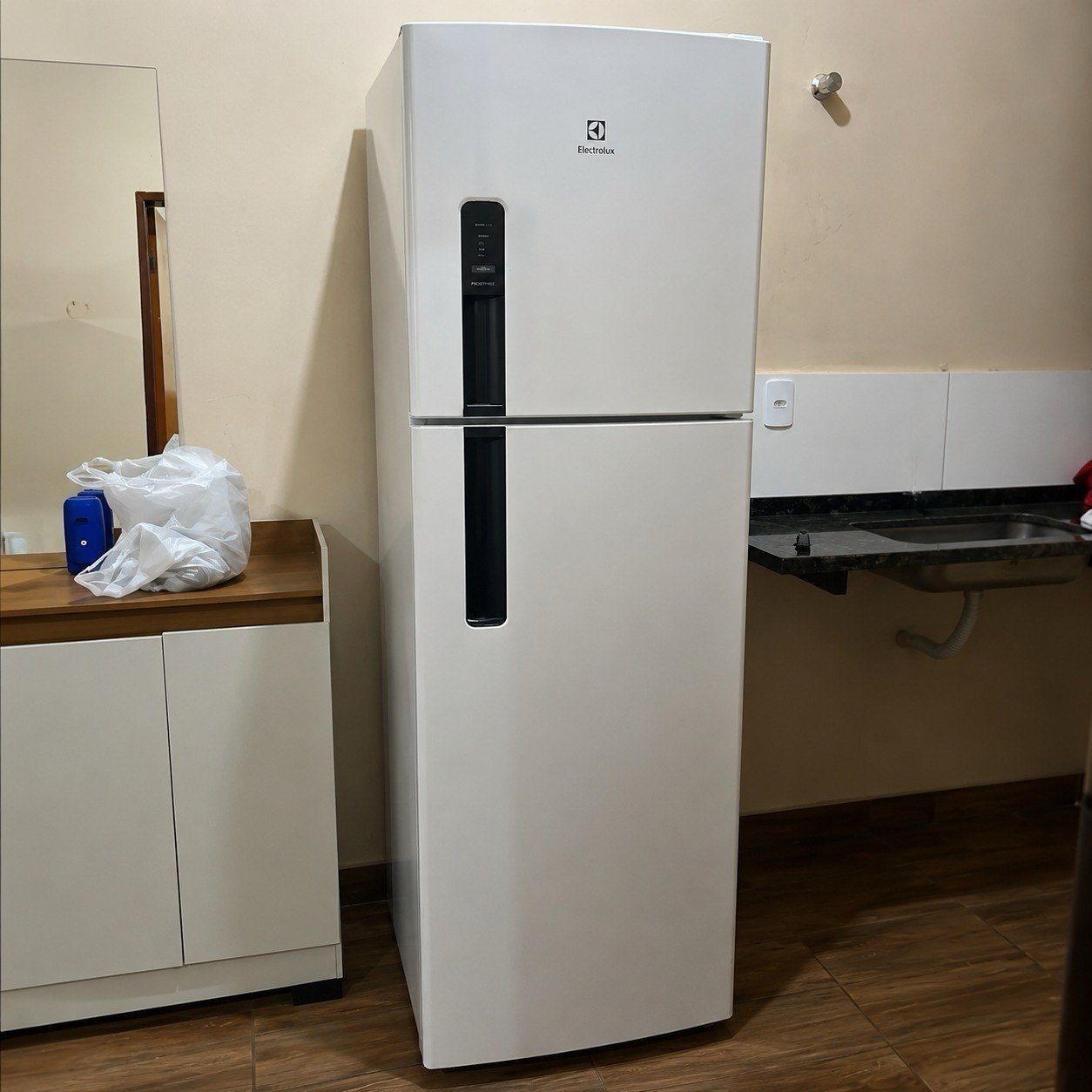 Geladeira Electrolux Frost Free 380L AutoSense Inverter Duplex Branca (IF41)