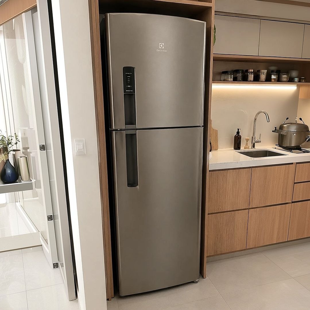 Geladeira Electrolux Frost Free 400l Inverter Inox (if44s) Cinza 220v