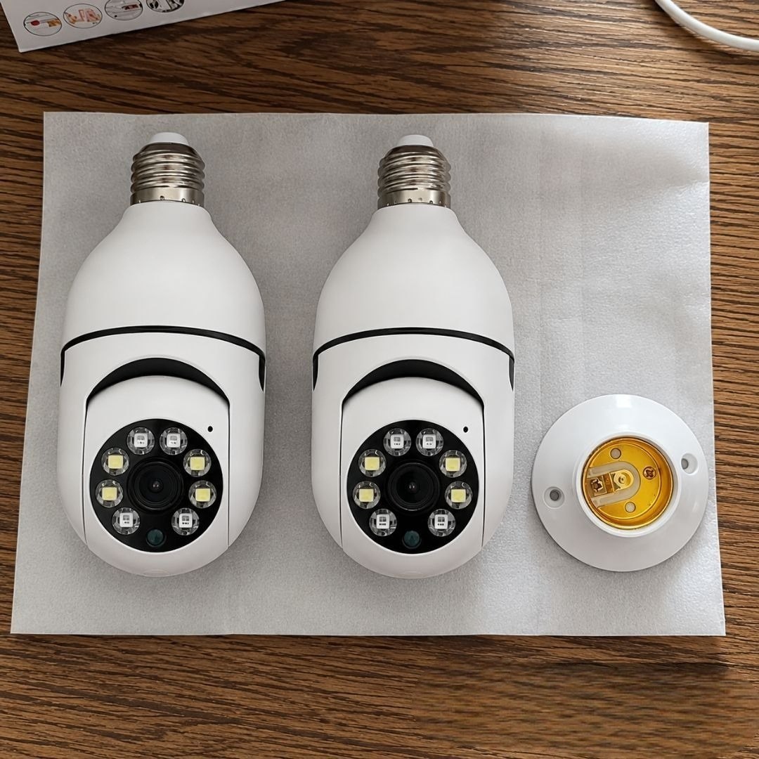 Kit C/ 2 Câmeras Lâmpada Ip Wi-fi 360° | Visão Colorida | Áudio | Sensor De Movimento | E27...
