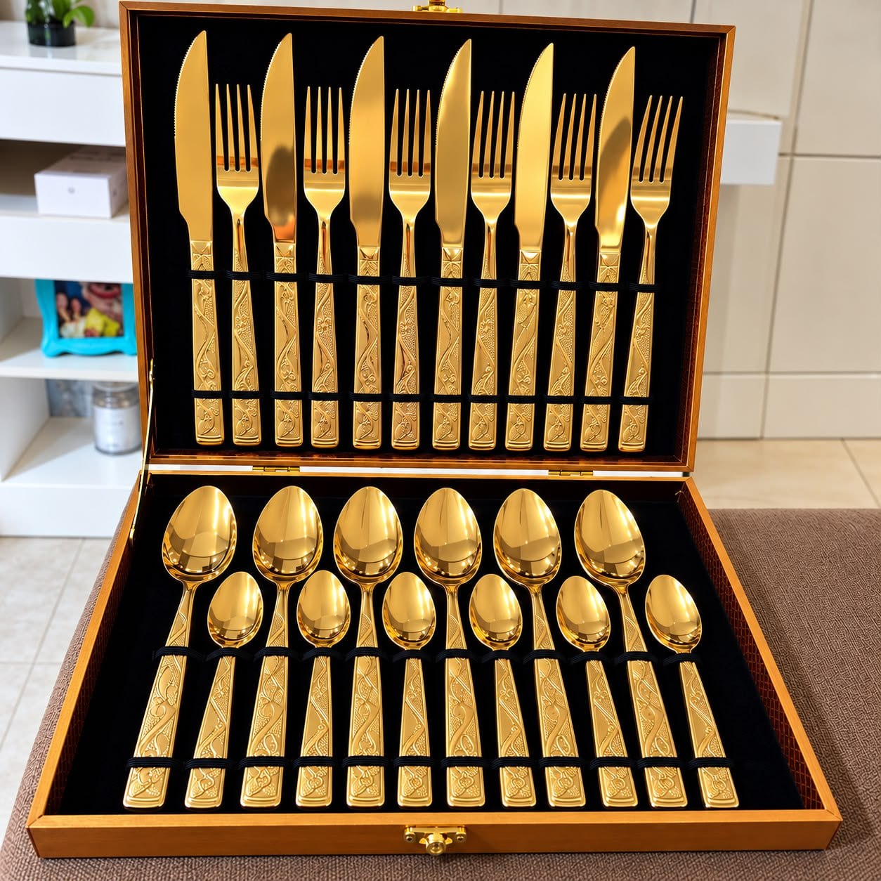 Kit Faqueiro Dourado Luxo Jogo Inox 24pçs + Maleta