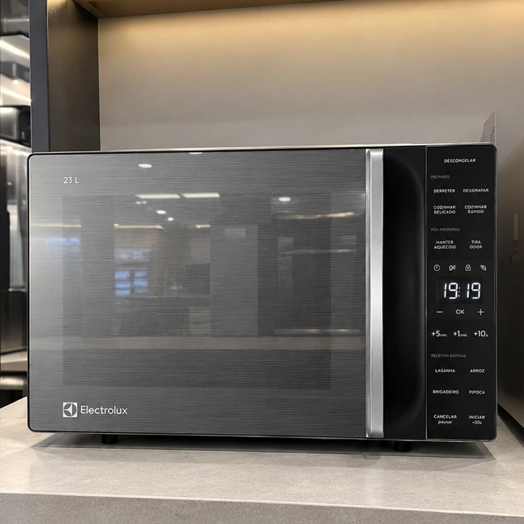 Micro-ondas Electrolux Prata 23L Efficient ME23S 127V