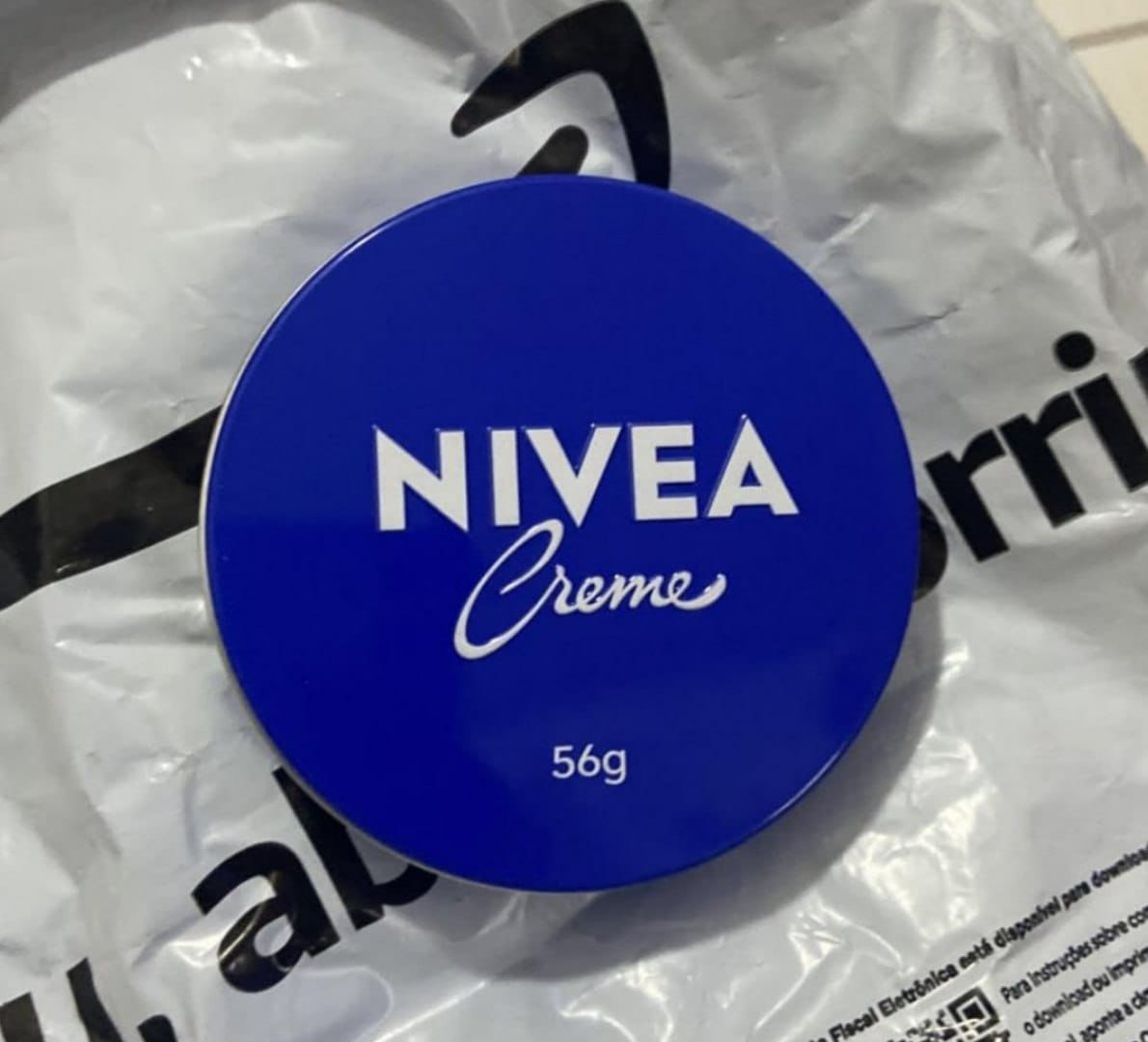 NIVEA Creme Hidratante Lata 56g, Hidratação Profunda 24h, Corporal, Uso Diário, Multibenefíc...