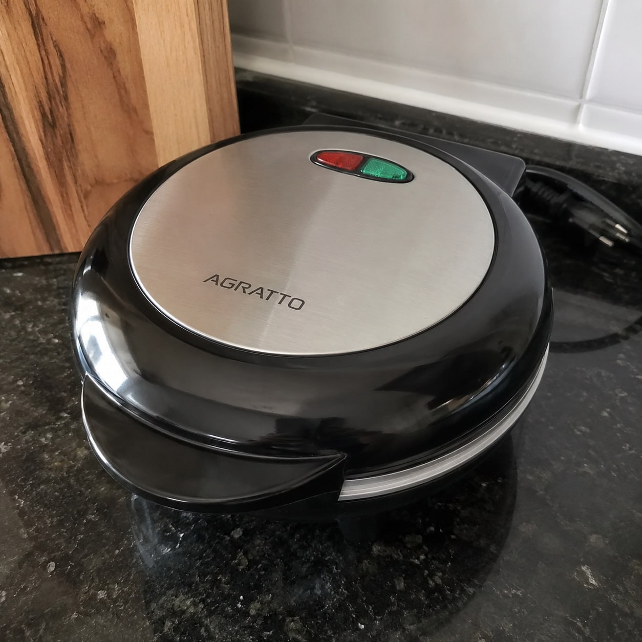 Omeleteira Antiaderente Elétrica Dupla 800W Mr. Cheff Redonda Preta 220V Agratto Aoip01i-02