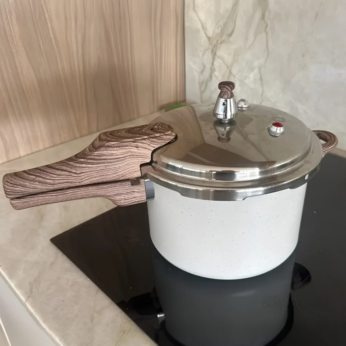 Panela de Pressão 4,2L Cerâmica Antiaderente Fechamento Externo Todos os Fogões Indução a Gás